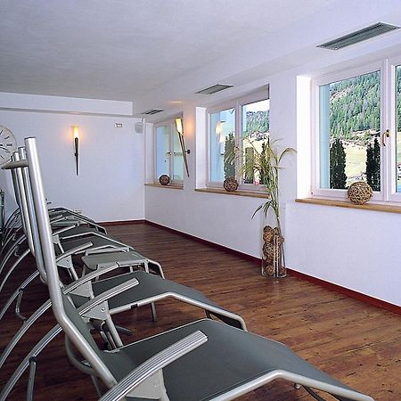 Garni Hotel Bel Vert Селва ди Вал Гардена Екстериор снимка