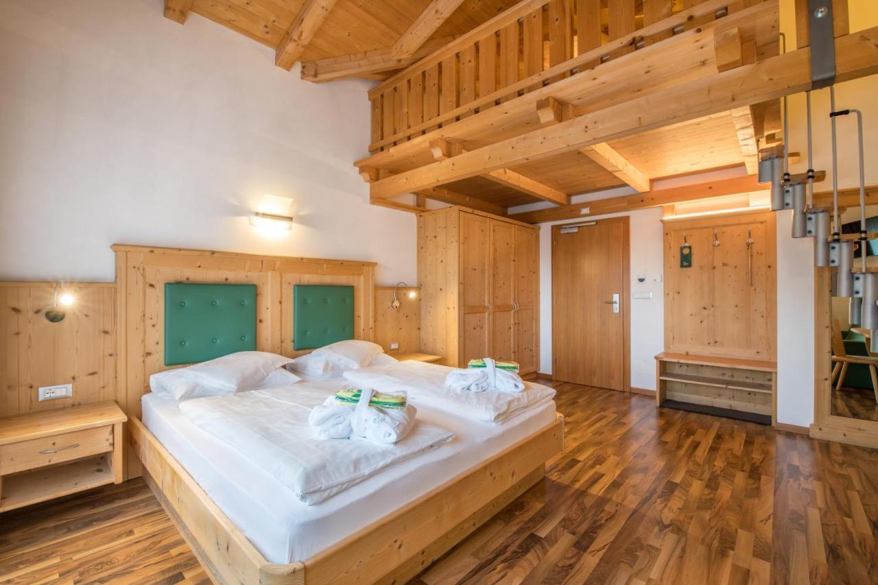 Garni Hotel Bel Vert Селва ди Вал Гардена Екстериор снимка