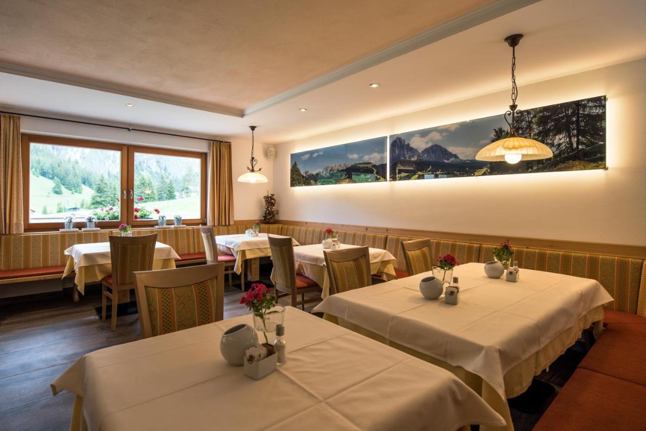 Garni Hotel Bel Vert Селва ди Вал Гардена Екстериор снимка